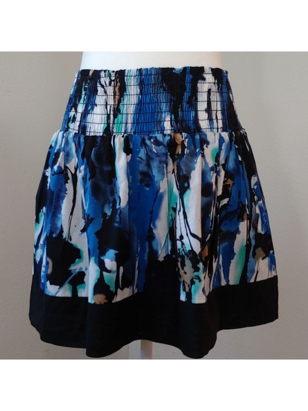 Twentyone Cotton Abstract Blue and Black Elastic Waist Mini Skirt Women's Medium